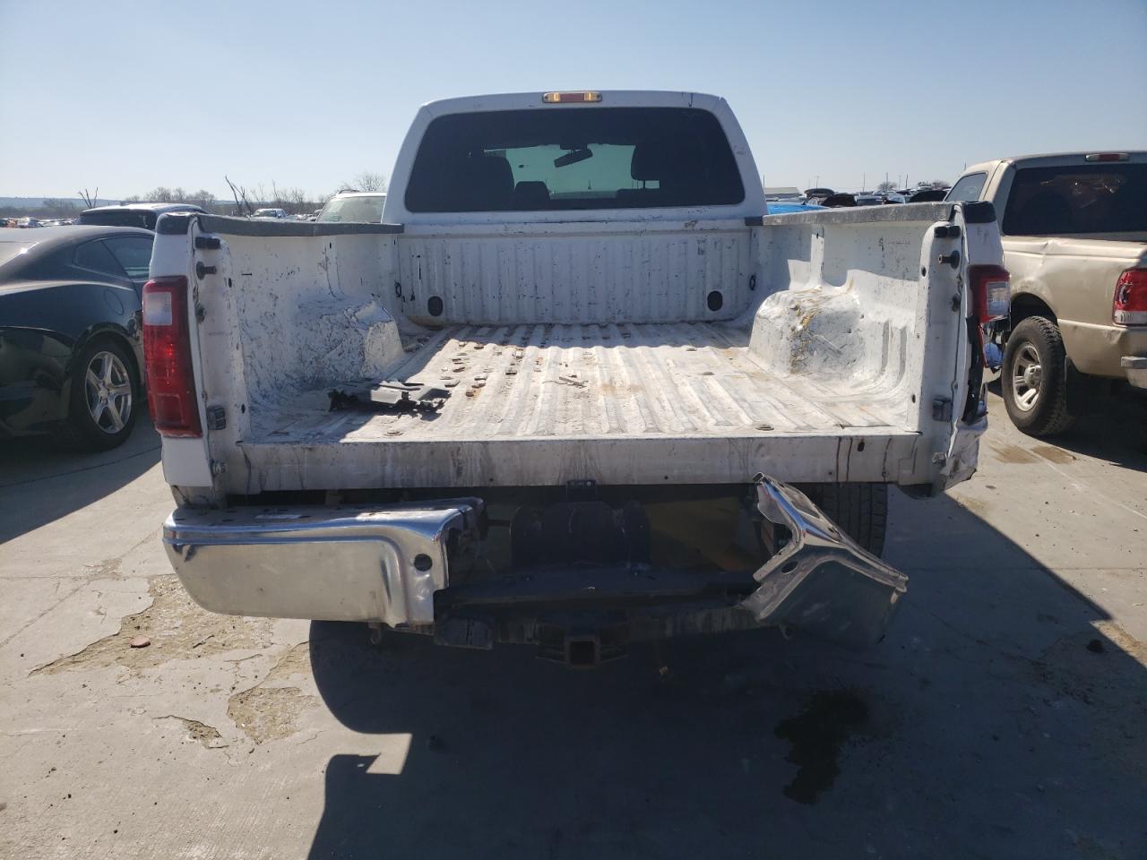 Photo 5 VIN: 1FT7X2A62EEB11586 - FORD F250 