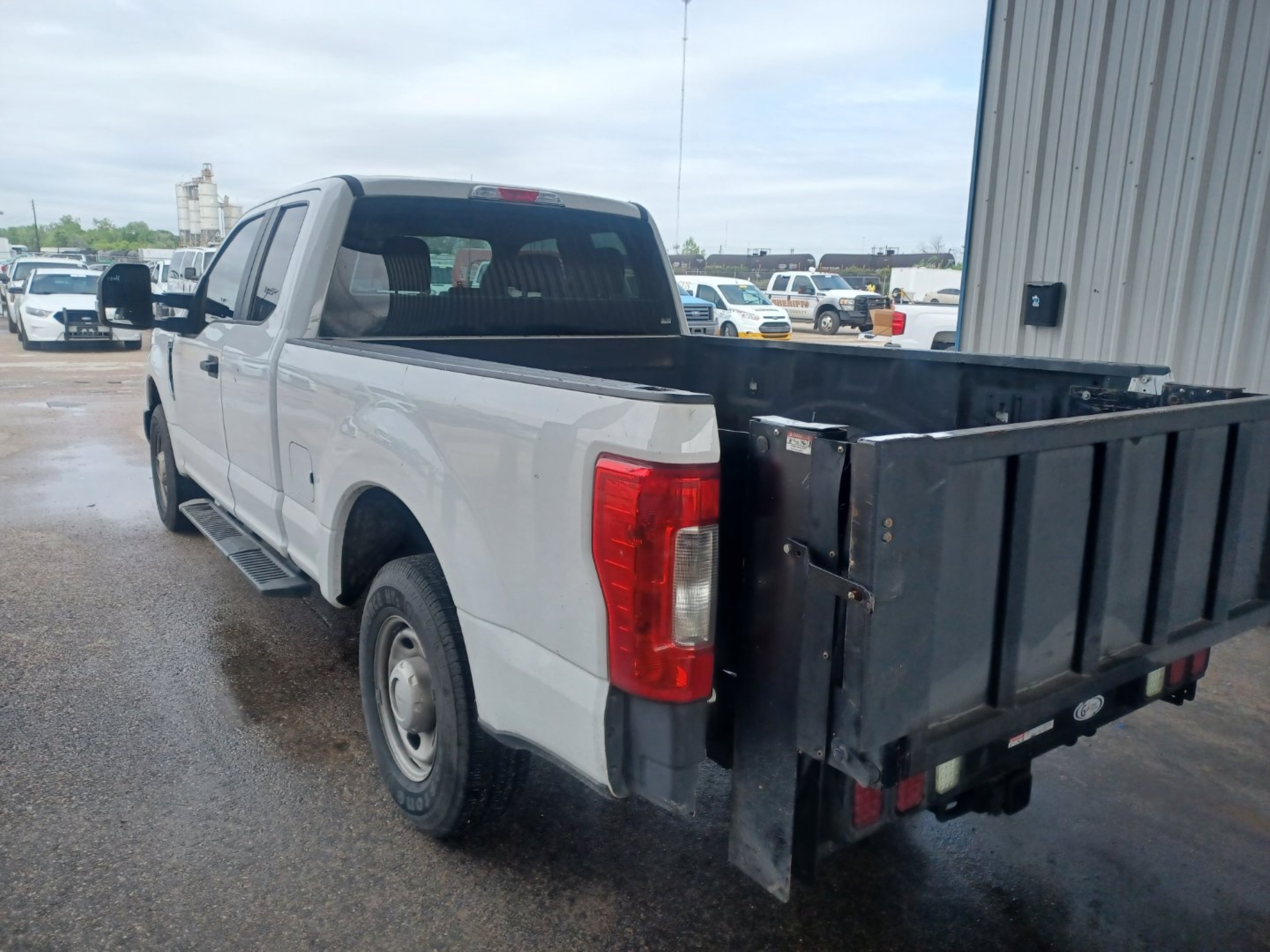 Photo 3 VIN: 1FT7X2A62KEE29462 - FORD F250 