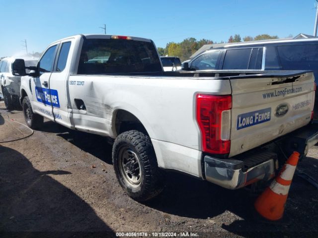 Photo 2 VIN: 1FT7X2A64HEE79613 - FORD F-250 