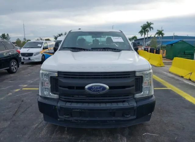 Photo 5 VIN: 1FT7X2A67JEC68444 - FORD F-250 