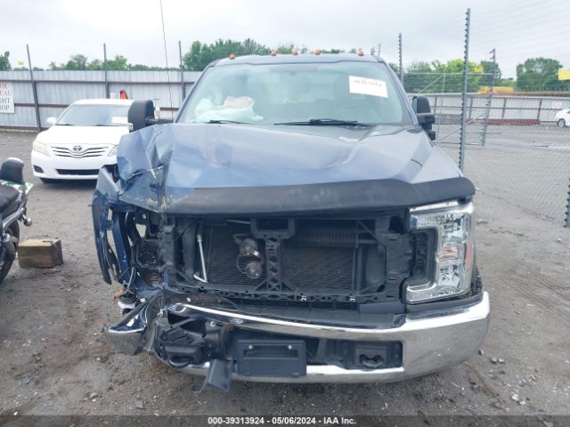 Photo 5 VIN: 1FT7X2A68JEB33988 - FORD F-250 