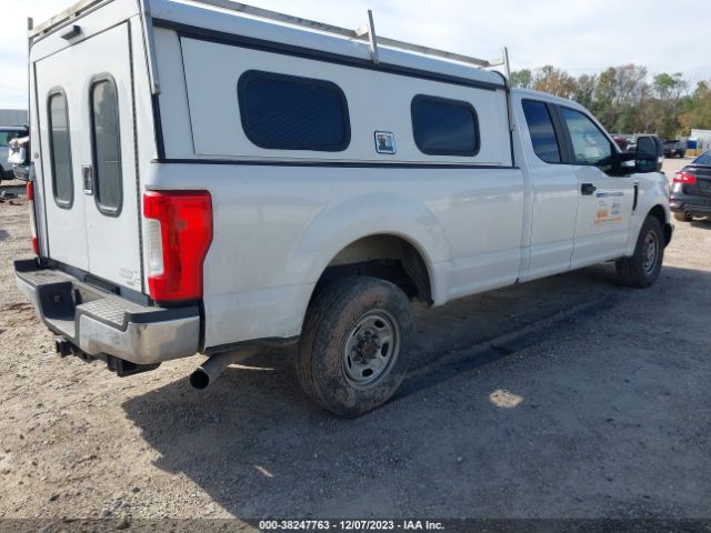 Photo 3 VIN: 1FT7X2A69HEC85949 - FORD F-250 