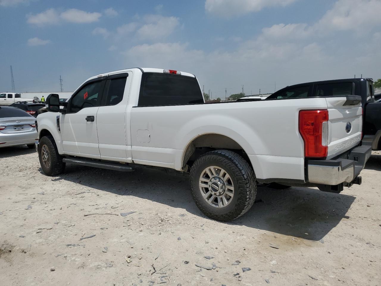 Photo 1 VIN: 1FT7X2A69JED04988 - FORD F250 