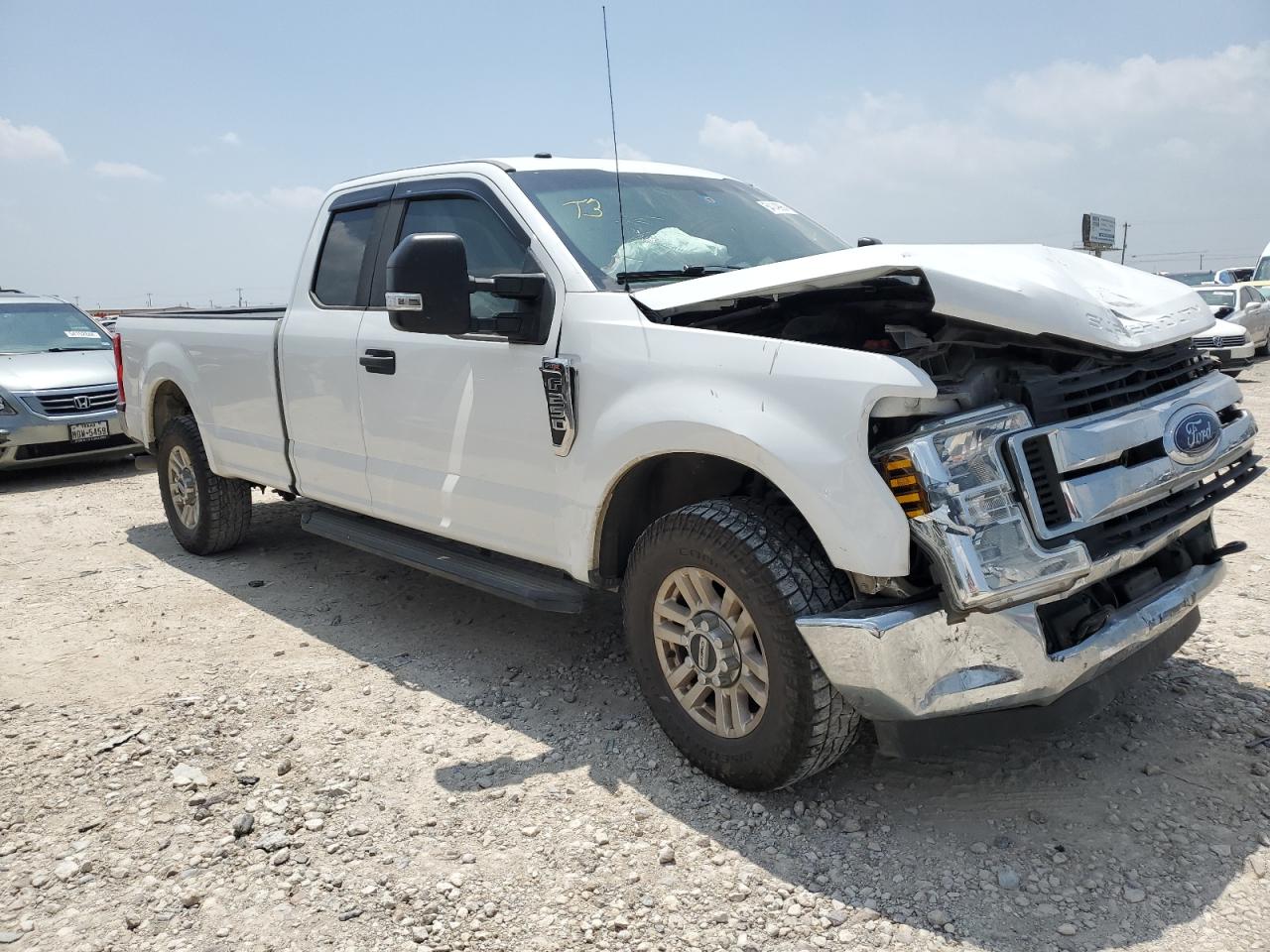 Photo 3 VIN: 1FT7X2A69JED04988 - FORD F250 