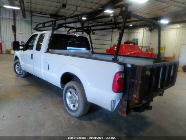 Photo 2 VIN: 1FT7X2A6XBEA80342 - FORD SUPER DUTY F-250 