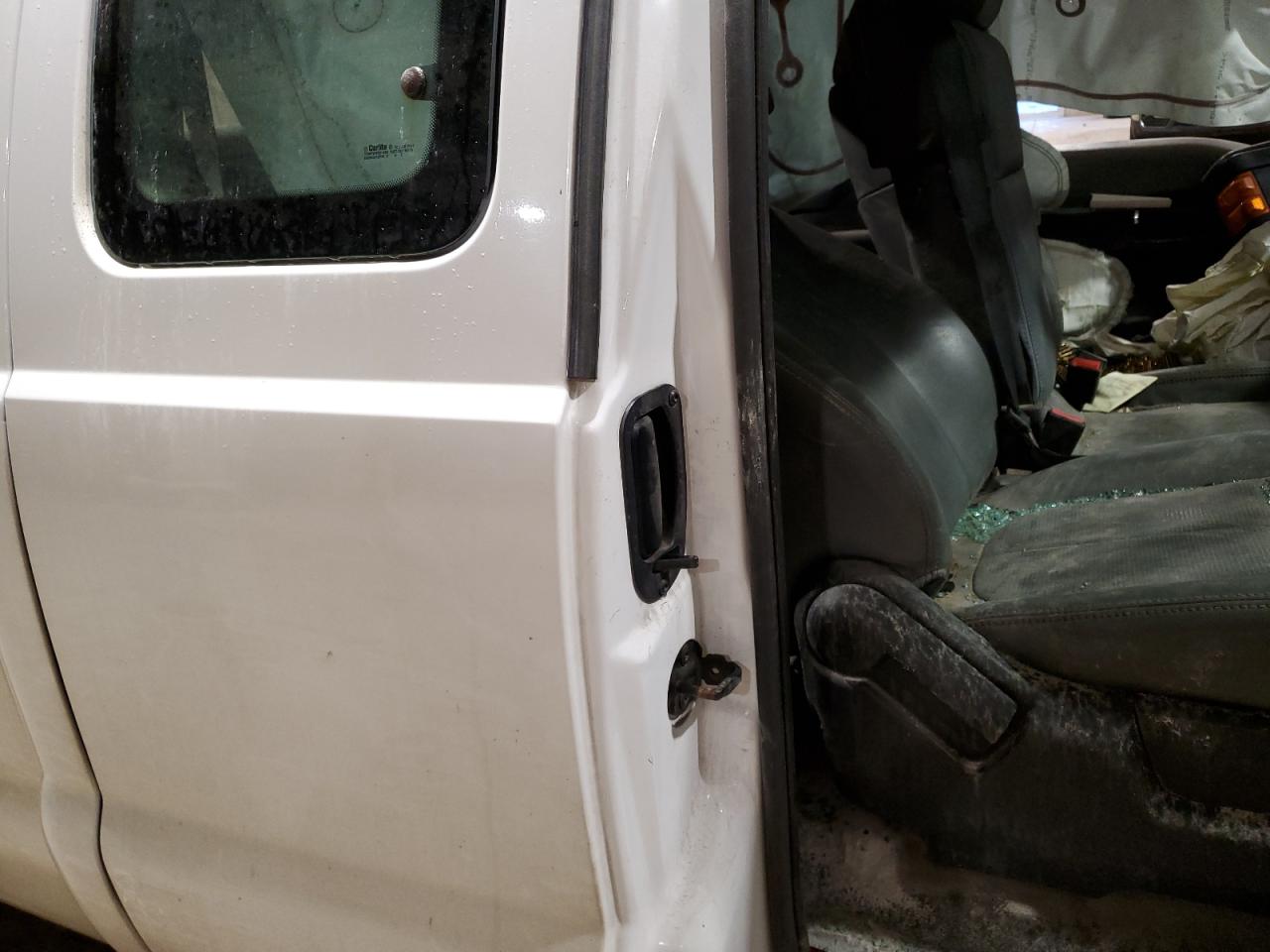 Photo 10 VIN: 1FT7X2A6XBEB58909 - FORD F250 