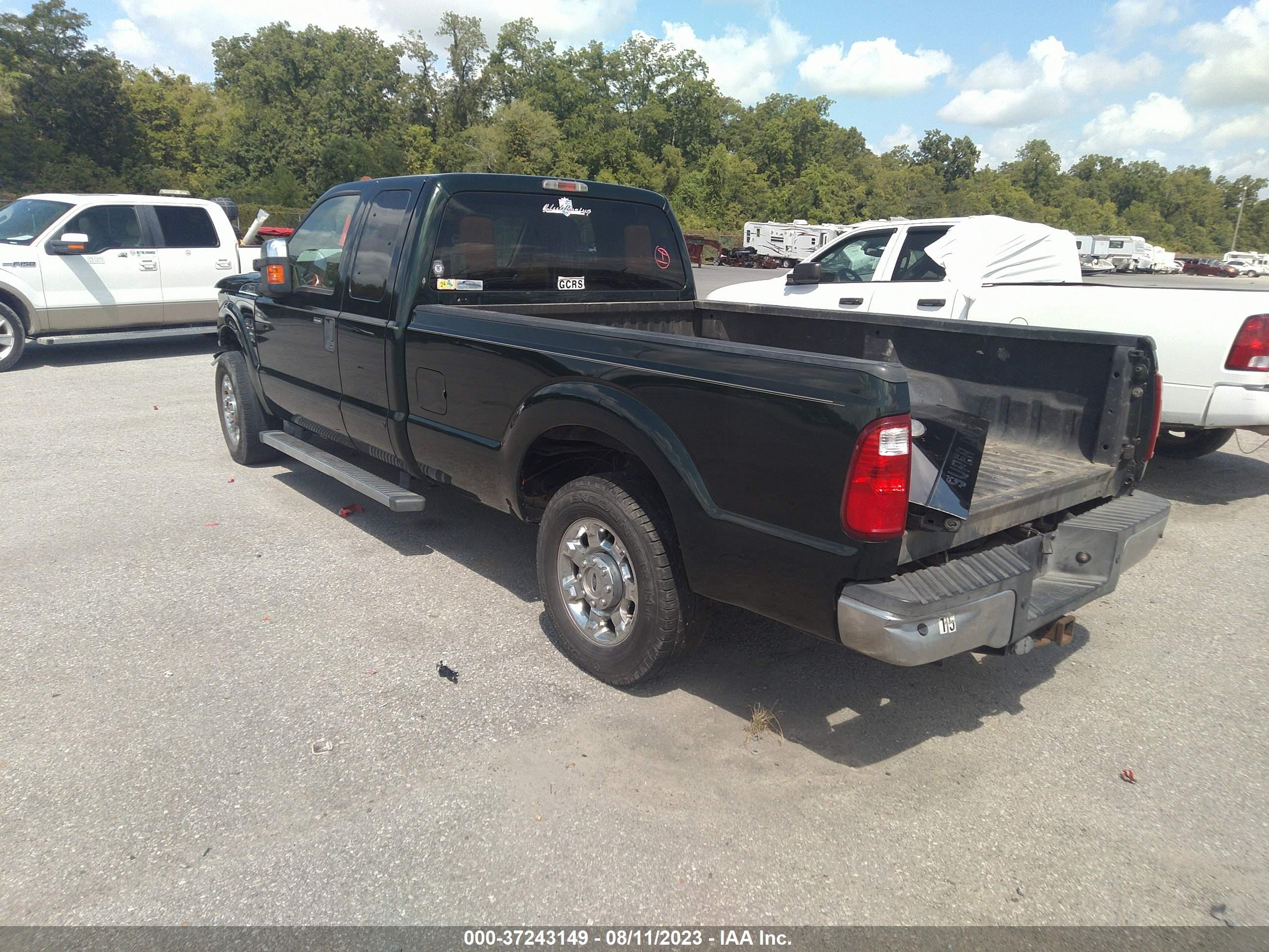 Photo 2 VIN: 1FT7X2AT0CEB48364 - FORD F250 