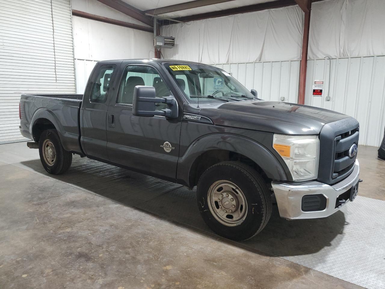 Photo 4 VIN: 1FT7X2AT4DEA40749 - FORD F250 