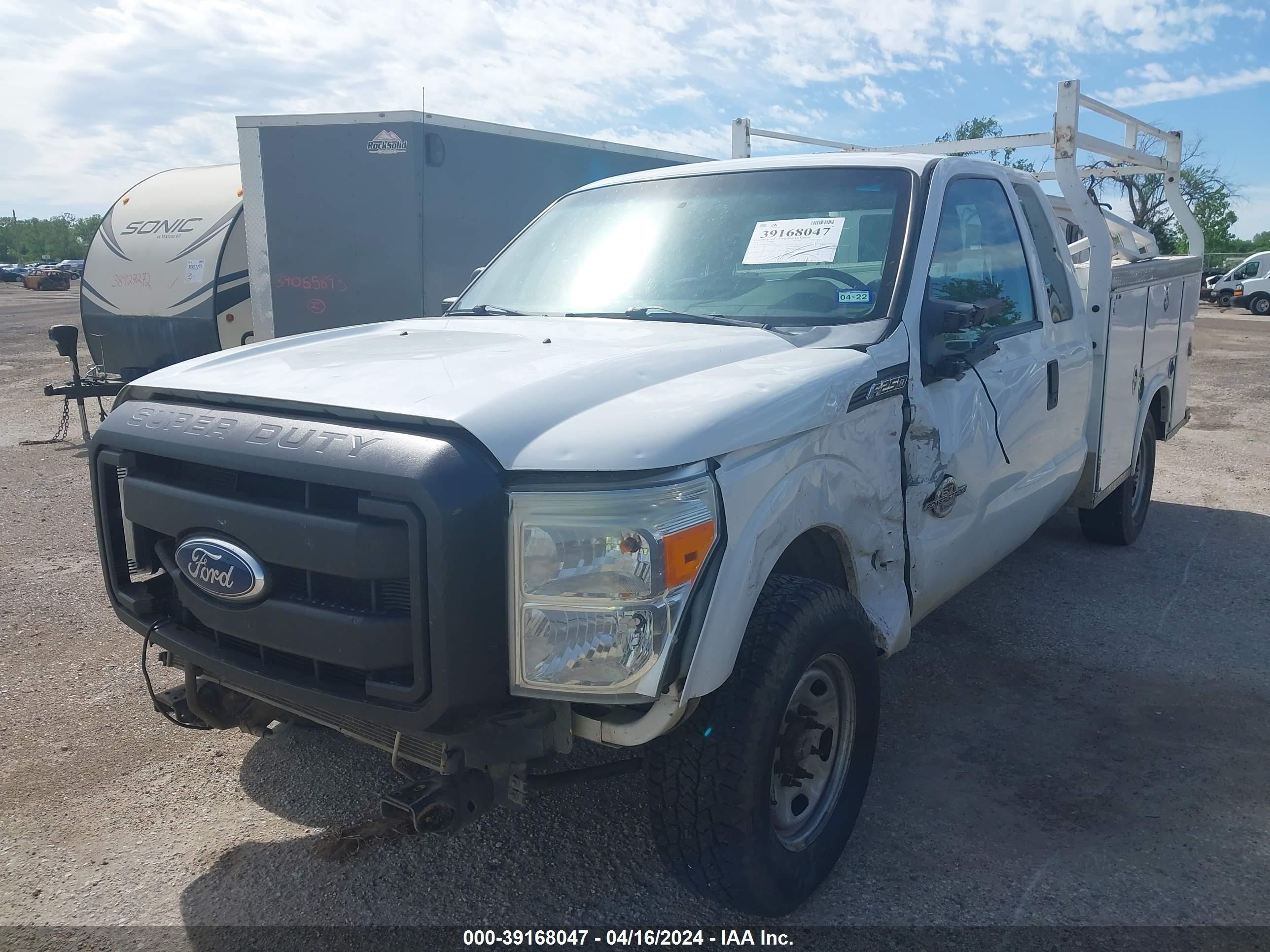 Photo 10 VIN: 1FT7X2AT7BEC29456 - FORD F250 