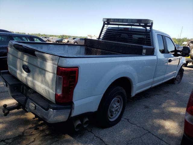 Photo 2 VIN: 1FT7X2AT7JEB23832 - FORD F250 