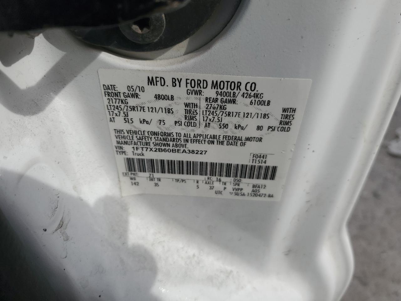 Photo 11 VIN: 1FT7X2B60BEA38227 - FORD F250 