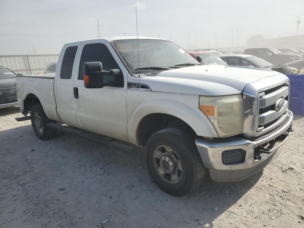 Photo 3 VIN: 1FT7X2B60BEA38227 - FORD F250 