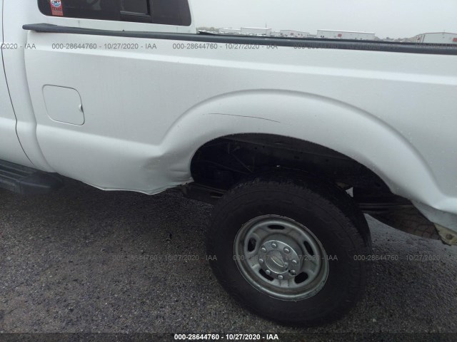 Photo 5 VIN: 1FT7X2B60BEA48045 - FORD SUPER DUTY F-250 