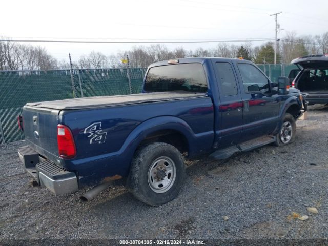 Photo 3 VIN: 1FT7X2B60BEA73298 - FORD F-250 