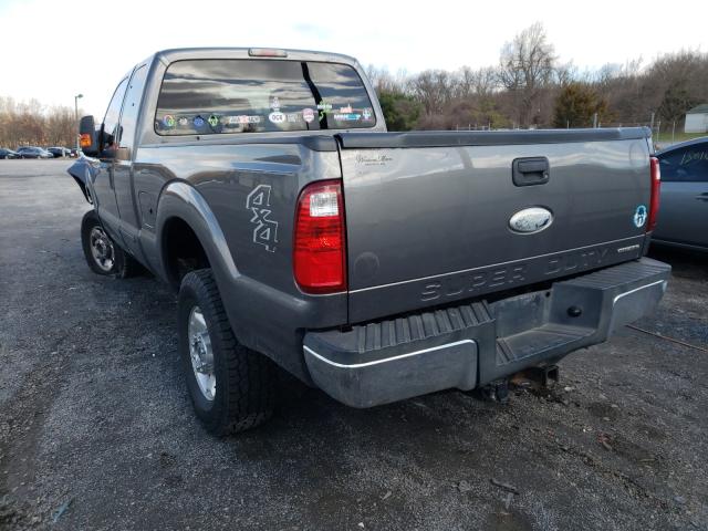 Photo 2 VIN: 1FT7X2B60CEA79572 - FORD F250 SUPER 