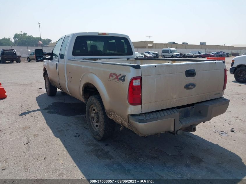 Photo 2 VIN: 1FT7X2B60CEB45442 - FORD F250 