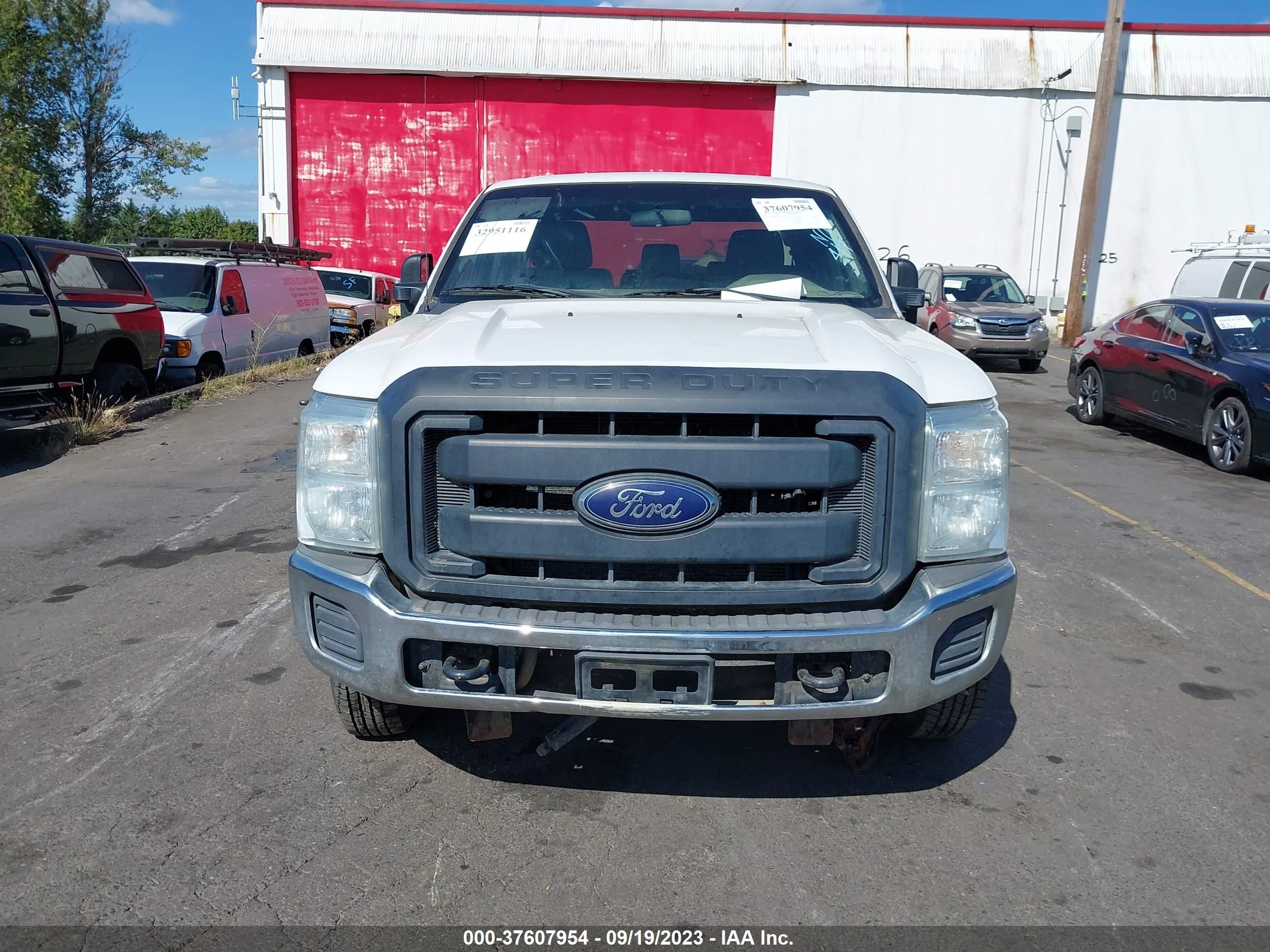 Photo 12 VIN: 1FT7X2B60EEB08149 - FORD F250 