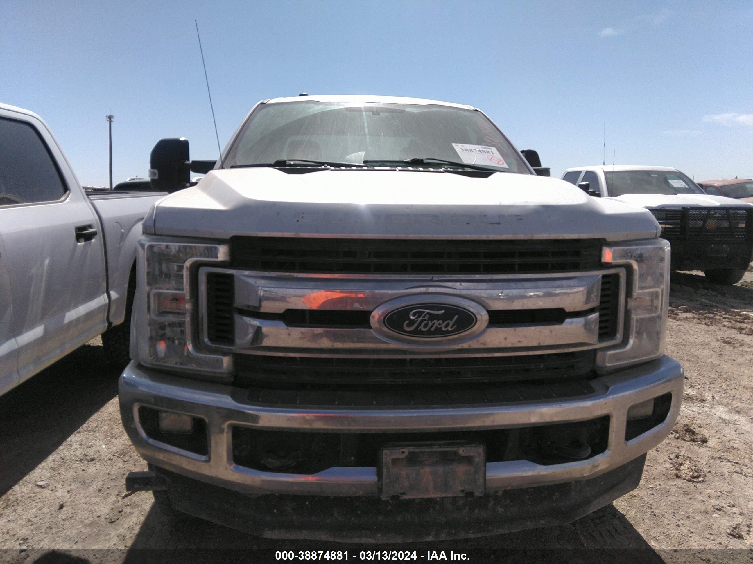 Photo 12 VIN: 1FT7X2B60KEE67853 - FORD F250 