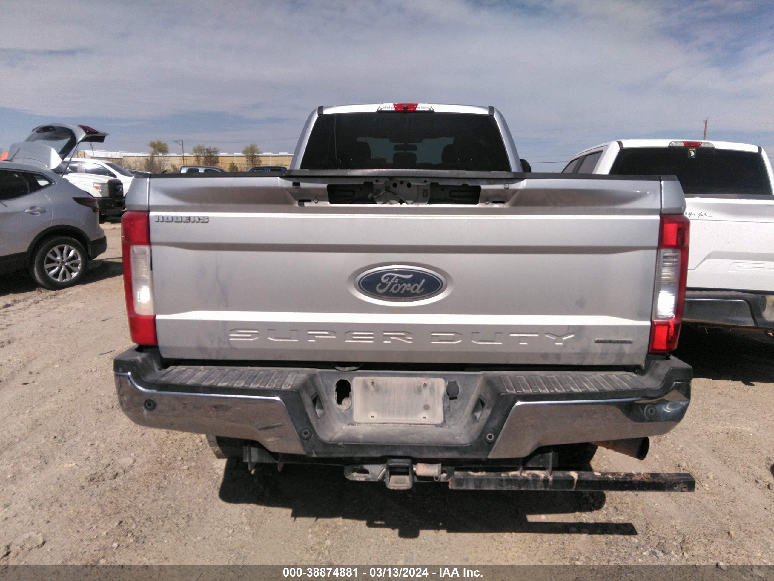 Photo 16 VIN: 1FT7X2B60KEE67853 - FORD F250 