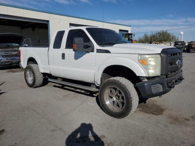 Photo 3 VIN: 1FT7X2B61BEB91909 - FORD F250 SUPER 