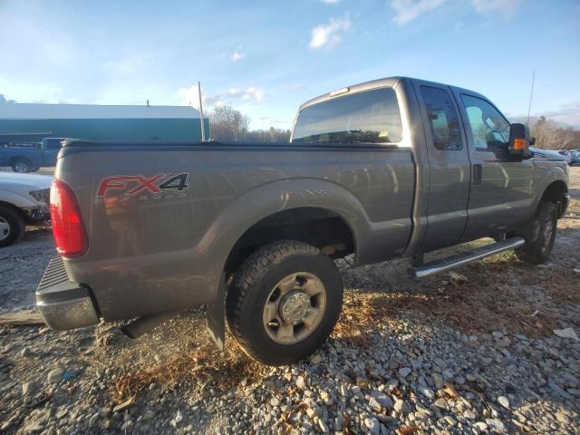 Photo 2 VIN: 1FT7X2B61CEA52820 - FORD F250 