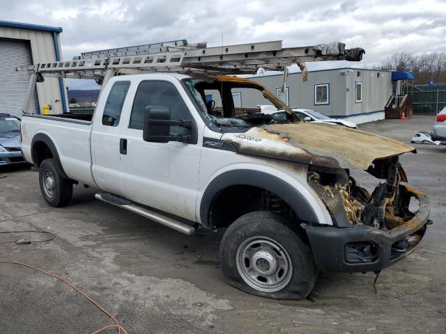 Photo 3 VIN: 1FT7X2B62FEA19989 - FORD F250 