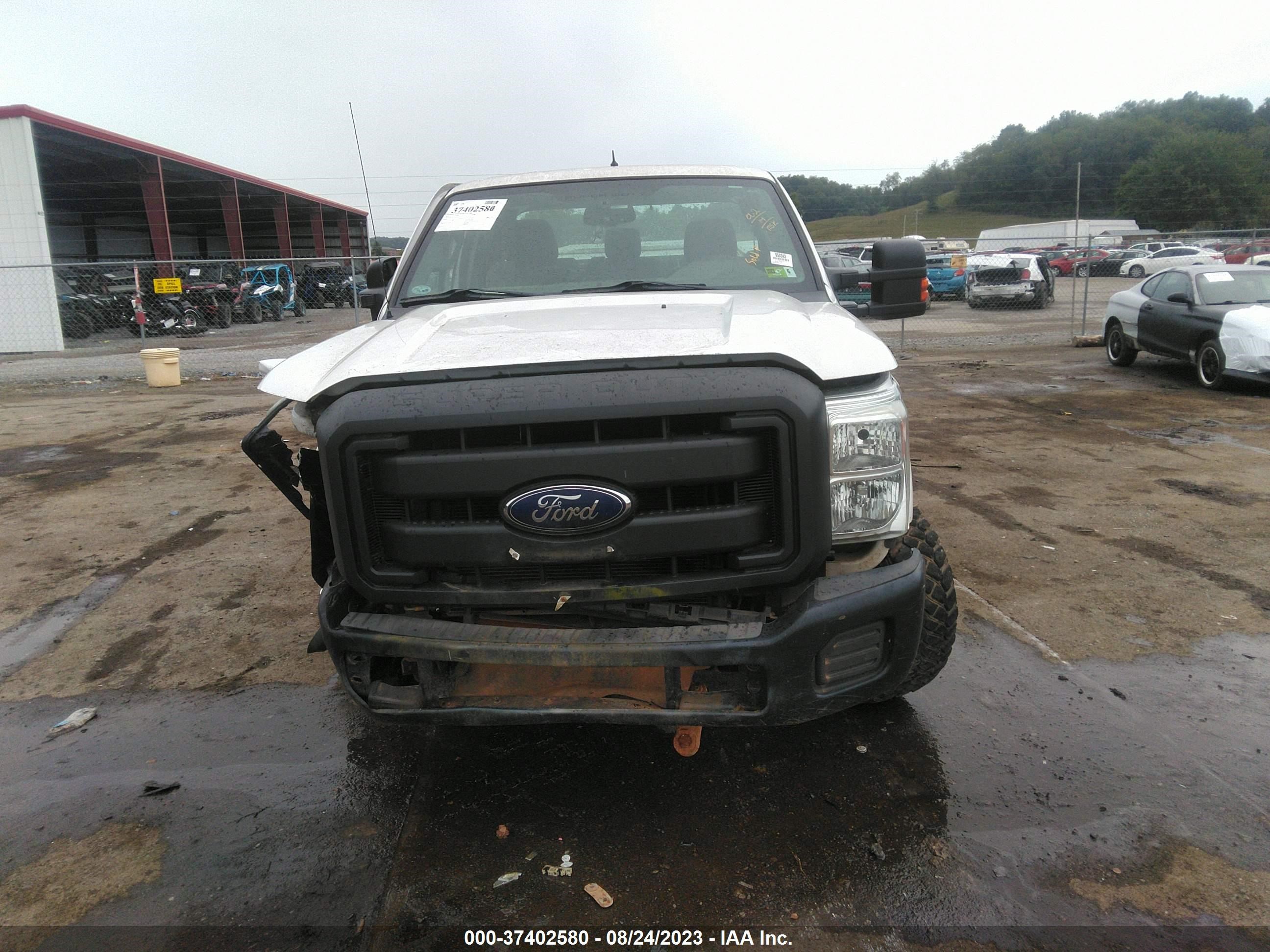 Photo 11 VIN: 1FT7X2B63EEB37113 - FORD F250 