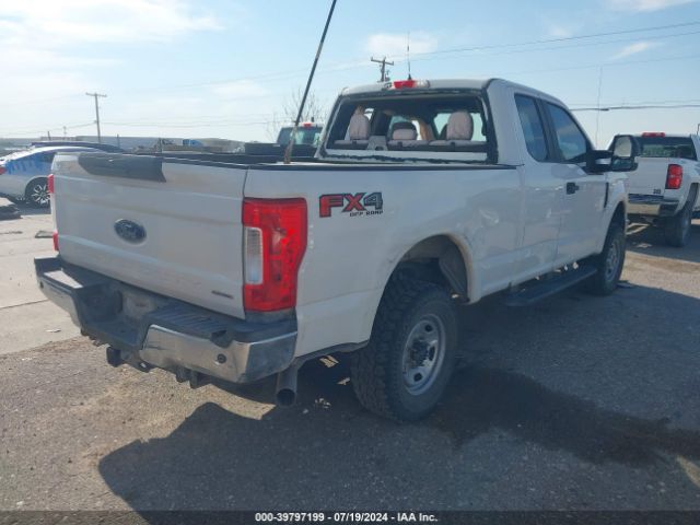 Photo 3 VIN: 1FT7X2B63KEE90057 - FORD F-250 