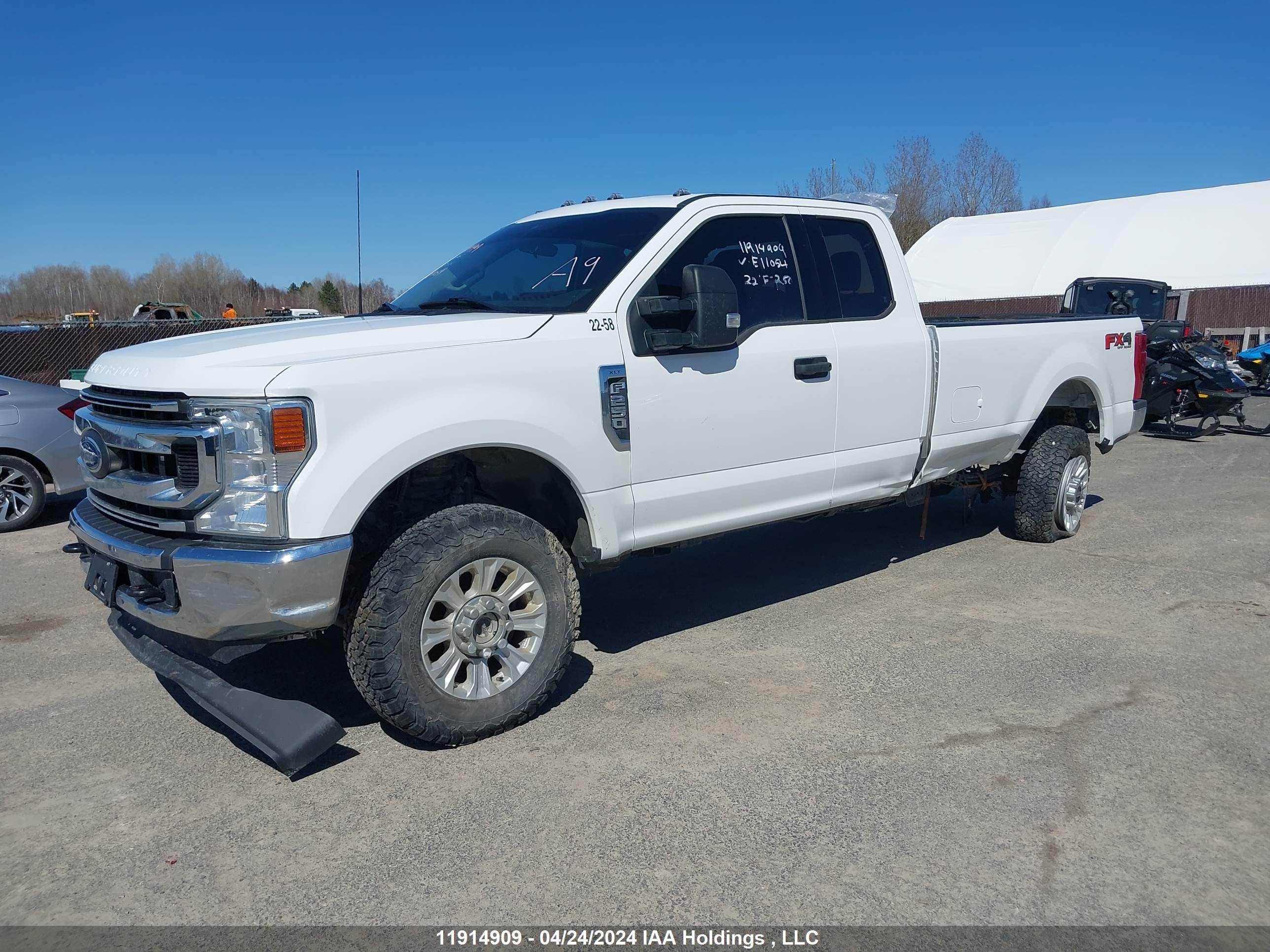 Photo 1 VIN: 1FT7X2B63NEE11054 - FORD F250 