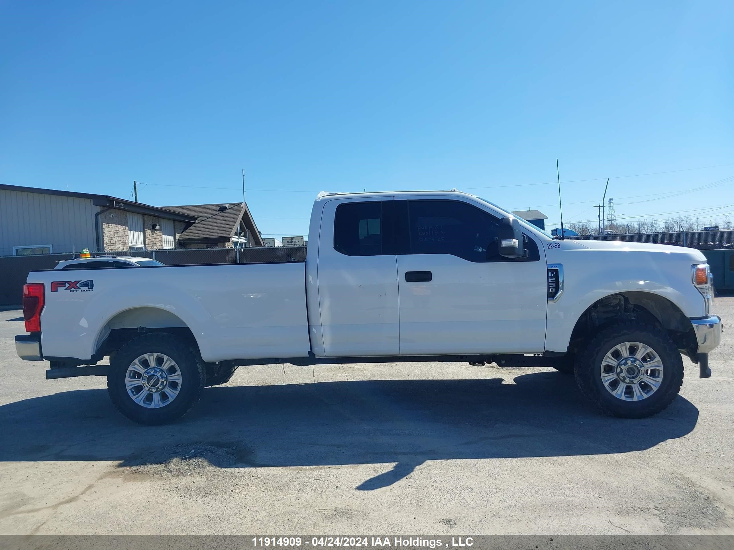 Photo 12 VIN: 1FT7X2B63NEE11054 - FORD F250 