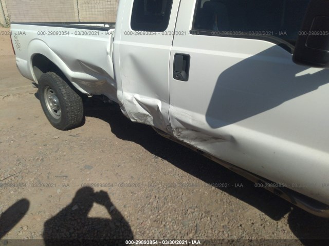 Photo 5 VIN: 1FT7X2B64BEC68210 - FORD SUPER DUTY F-250 