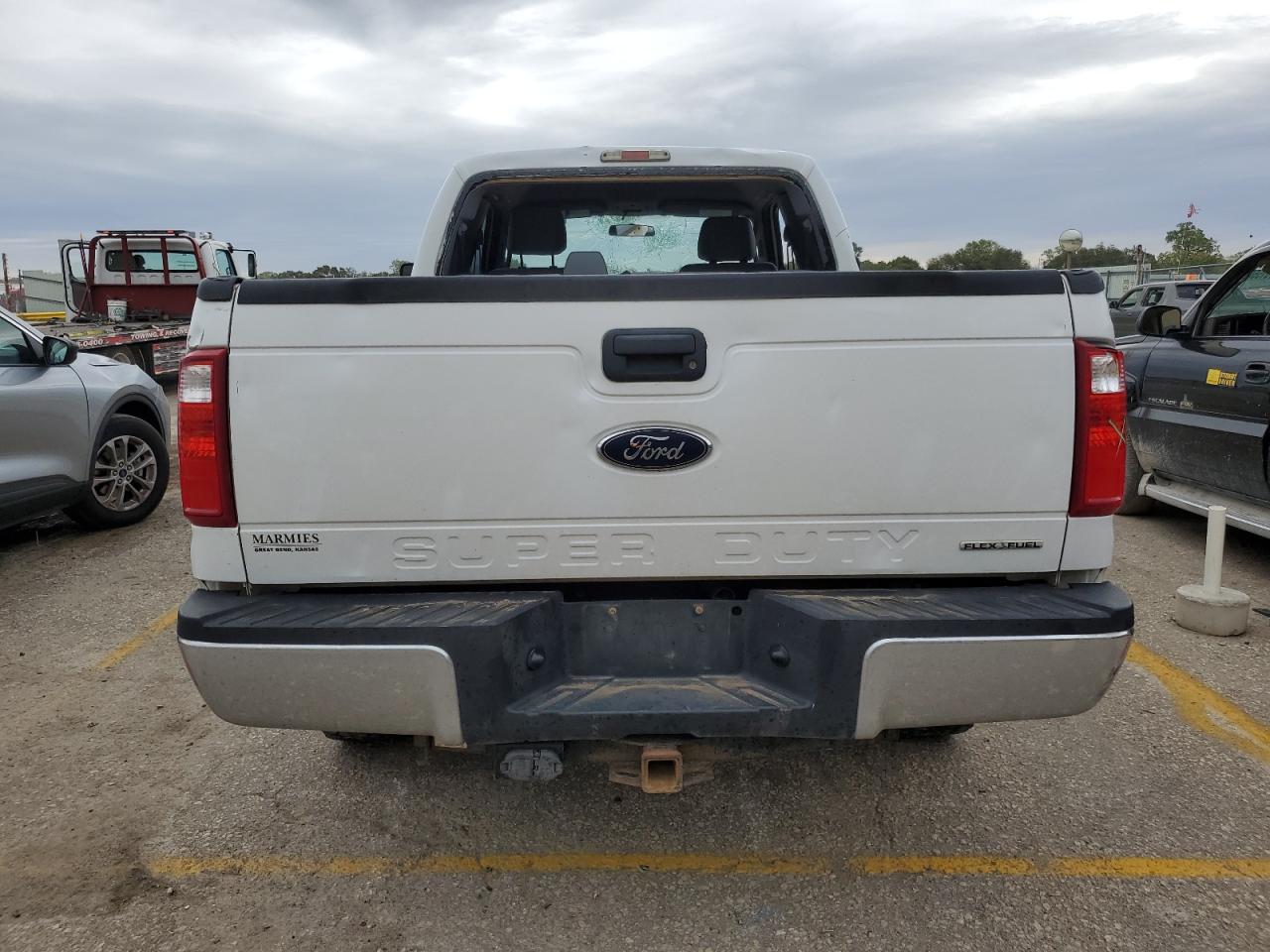 Photo 5 VIN: 1FT7X2B64FEC23841 - FORD F250 