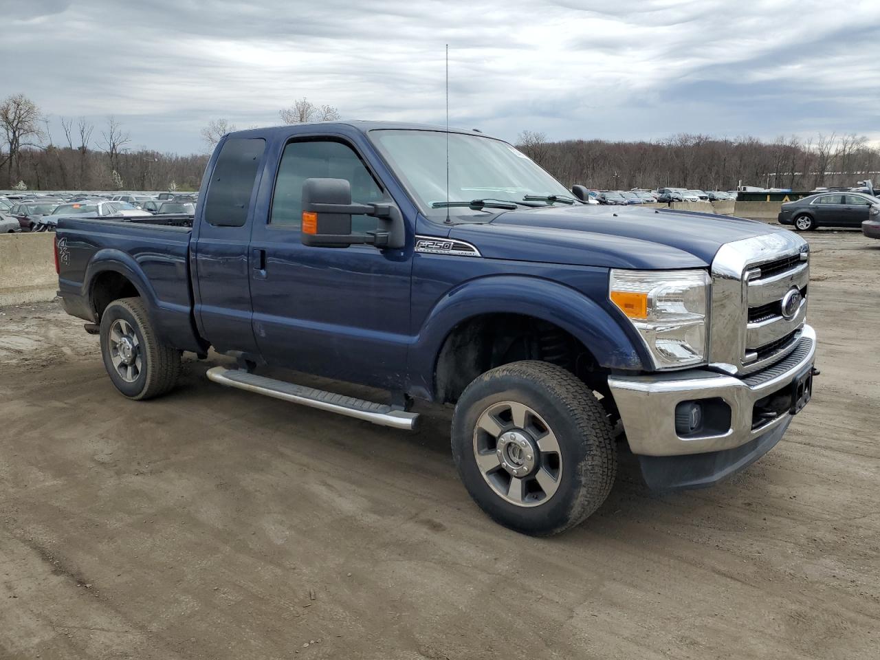 Photo 3 VIN: 1FT7X2B65CEC17106 - FORD F250 