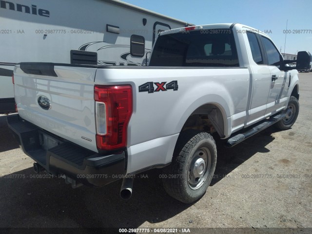 Photo 3 VIN: 1FT7X2B65HEB86432 - FORD SUPER DUTY F-250 SRW 