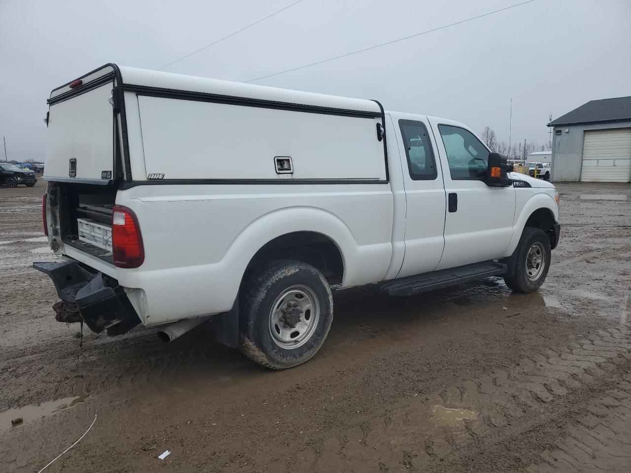 Photo 2 VIN: 1FT7X2B67FED29376 - FORD F250 