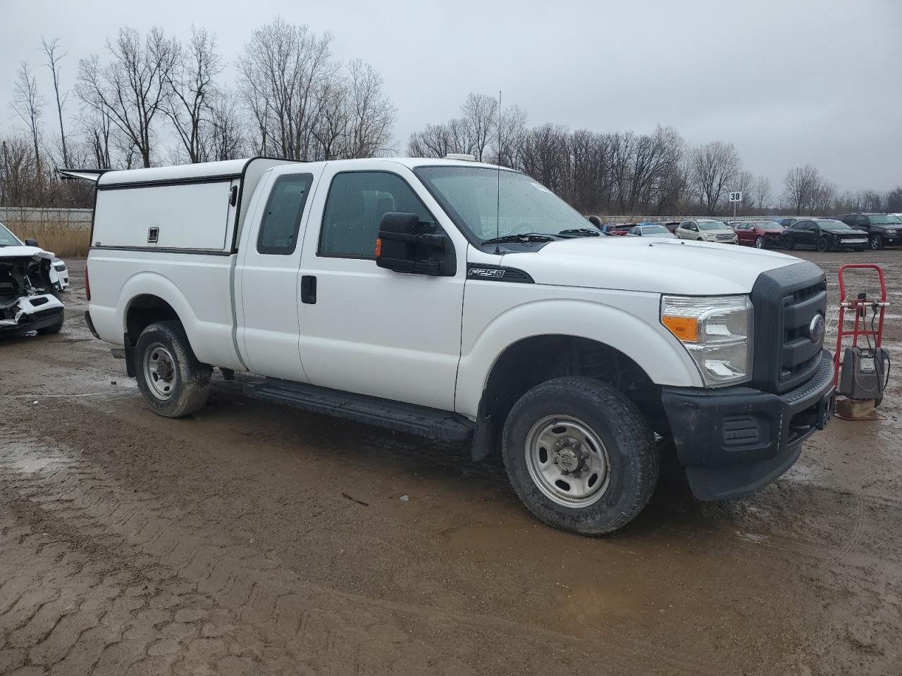 Photo 3 VIN: 1FT7X2B67FED29376 - FORD F250 