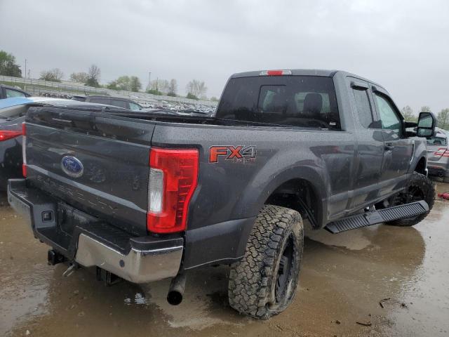 Photo 2 VIN: 1FT7X2B67JEC51710 - FORD F250 