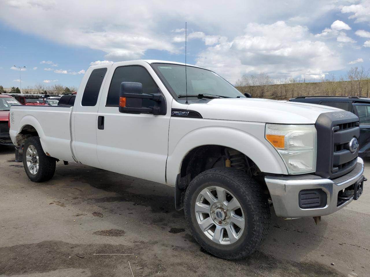 Photo 3 VIN: 1FT7X2B68CEC29802 - FORD F250 