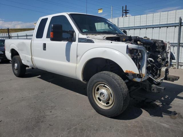 Photo 3 VIN: 1FT7X2B68DEB88203 - FORD F250 