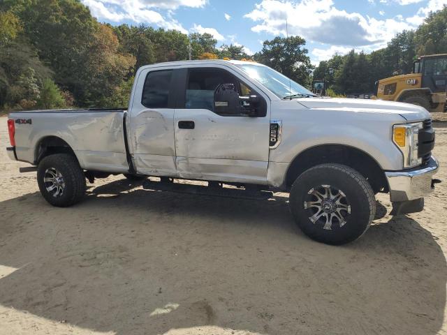 Photo 3 VIN: 1FT7X2B68HEB60200 - FORD F250 SUPER 