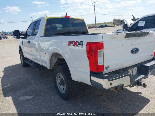 Photo 2 VIN: 1FT7X2B68KEE06170 - FORD F-250 