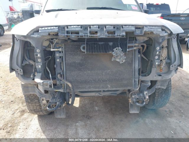 Photo 5 VIN: 1FT7X2B69DEA21347 - FORD F-250 