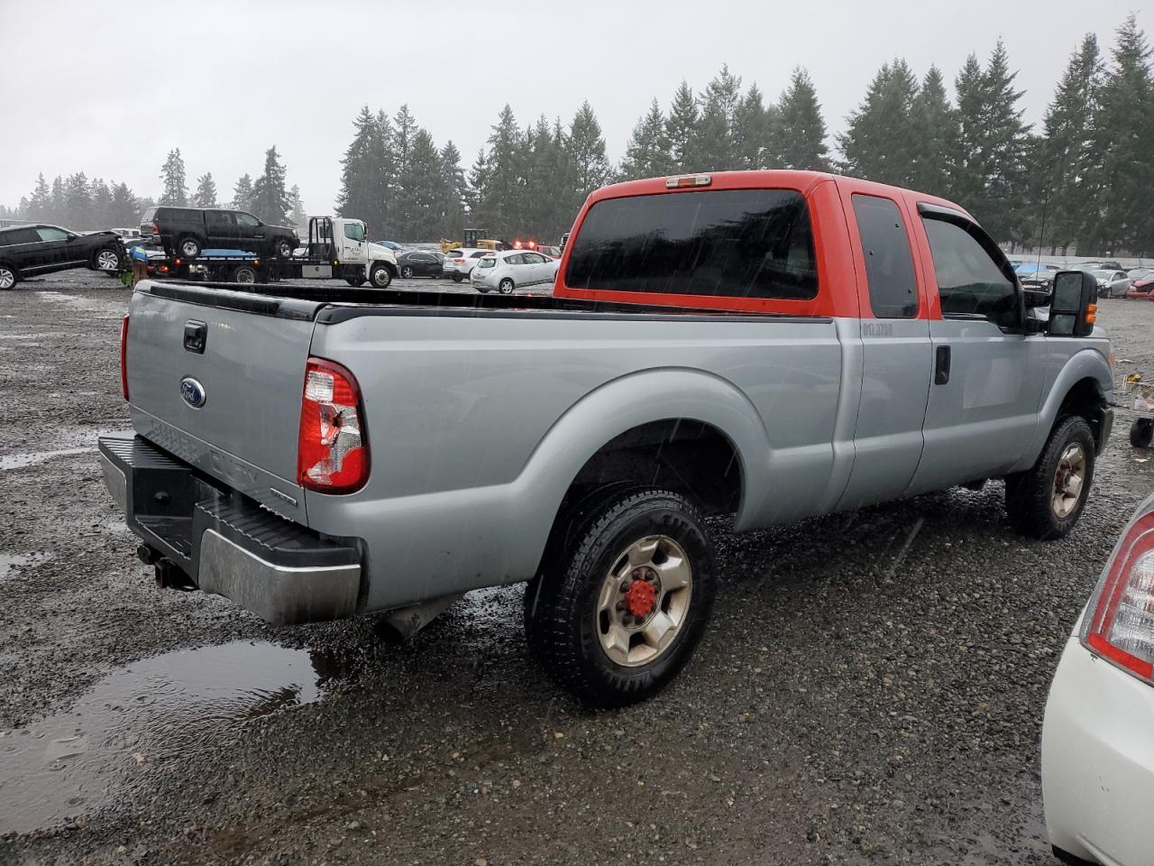 Photo 2 VIN: 1FT7X2B6XCEC72778 - FORD F250 