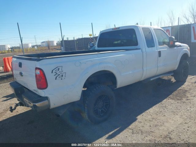 Photo 3 VIN: 1FT7X2B6XFEB44237 - FORD F-250 