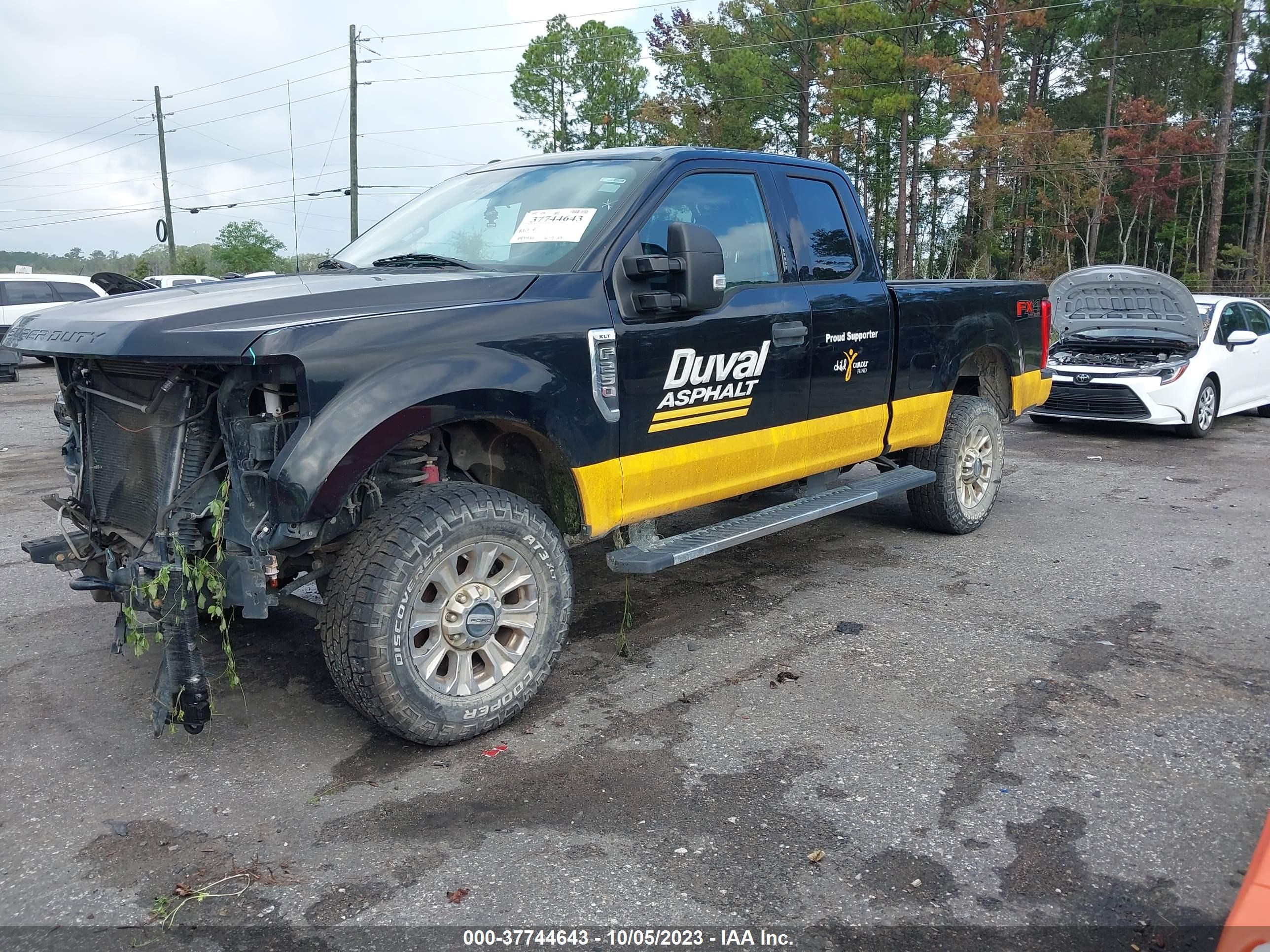 Photo 1 VIN: 1FT7X2B6XHEC88499 - FORD F250 