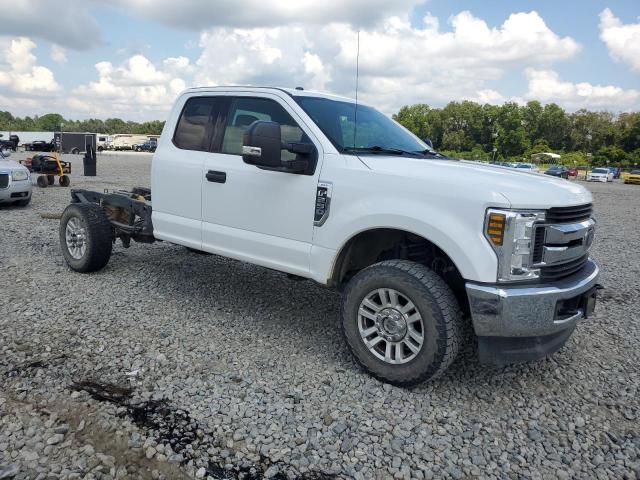 Photo 3 VIN: 1FT7X2B6XJEC60580 - FORD F250 SUPER 