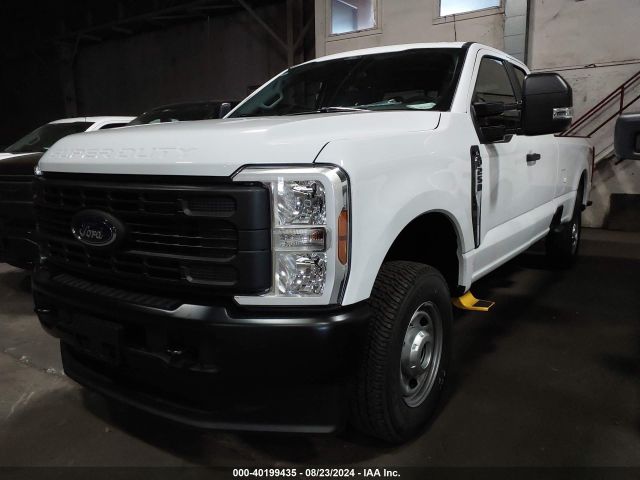 Photo 1 VIN: 1FT7X2BA0REE70587 - FORD F-250 