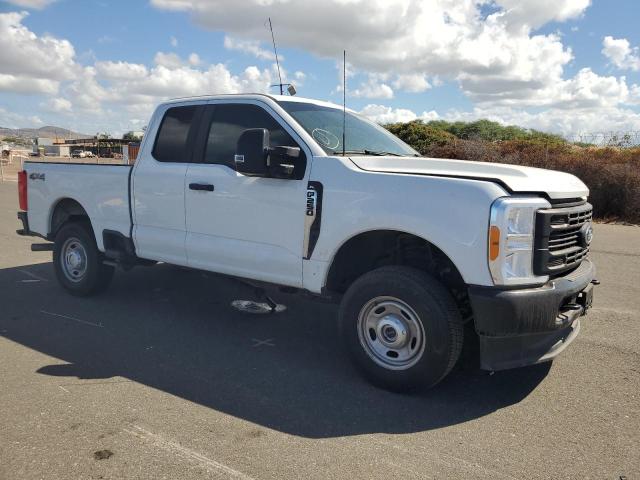 Photo 3 VIN: 1FT7X2BA2PED34944 - FORD F250 SUPER 