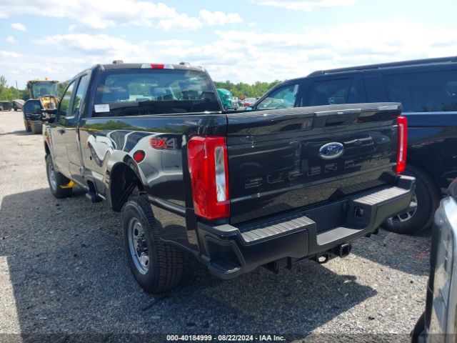 Photo 2 VIN: 1FT7X2BA5REE71007 - FORD F-250 