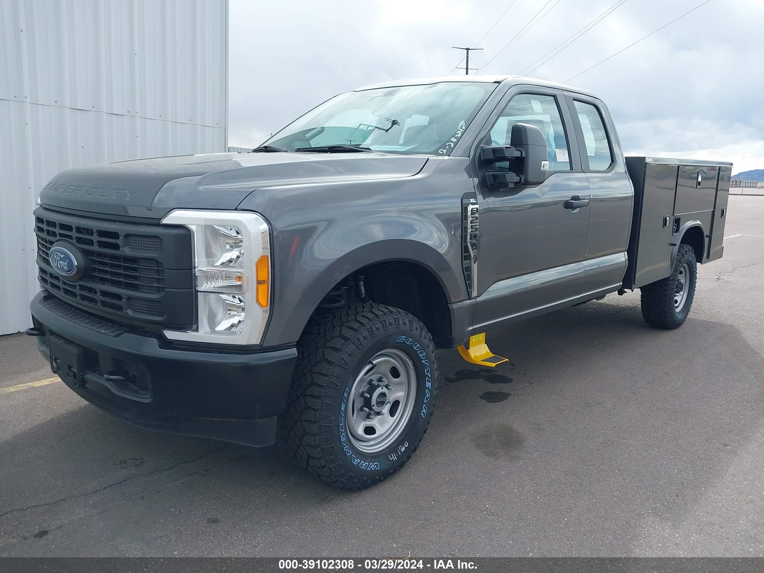 Photo 1 VIN: 1FT7X2BA6PEC36189 - FORD F250 